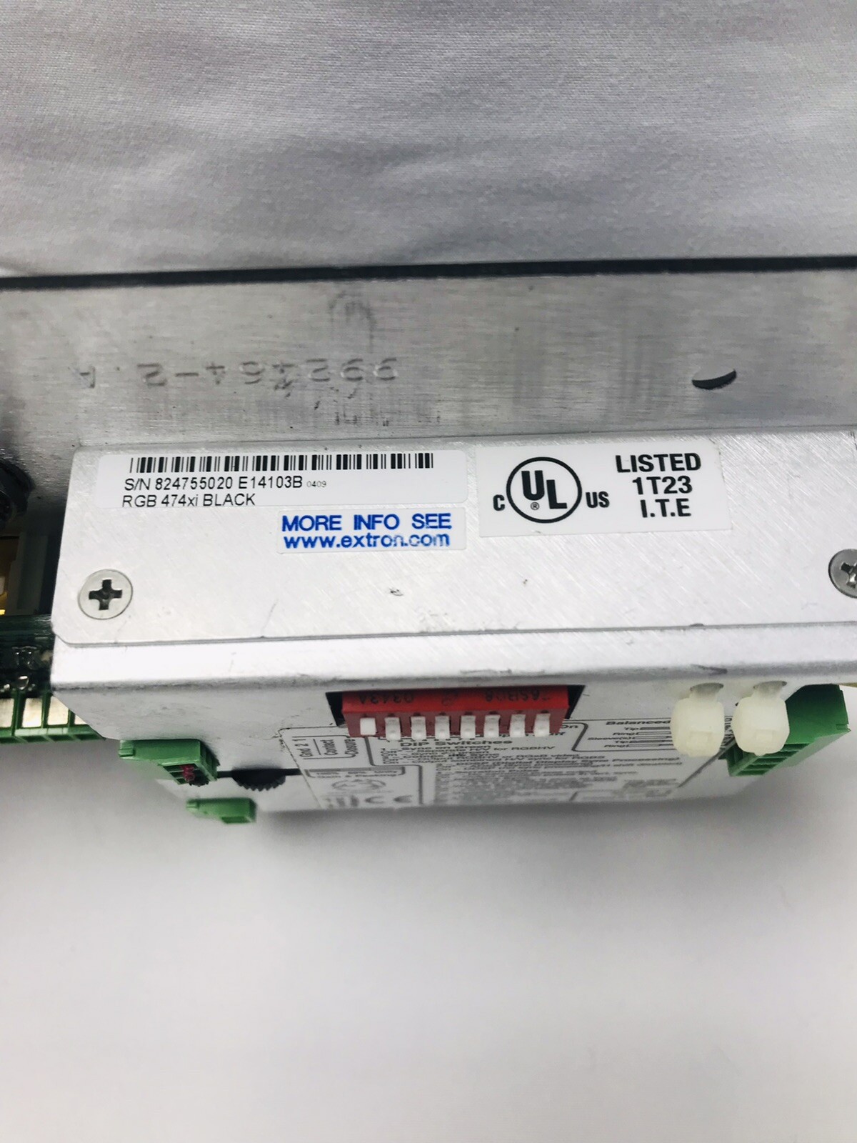 EXTRON RGB 474xi Two Input Architectural Interface