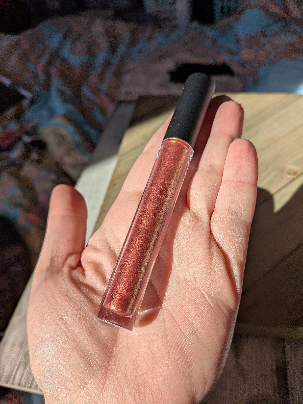 Notoriously Morbid metallics liquid lipstick Pixie Ring Deep Shimmer Mauve