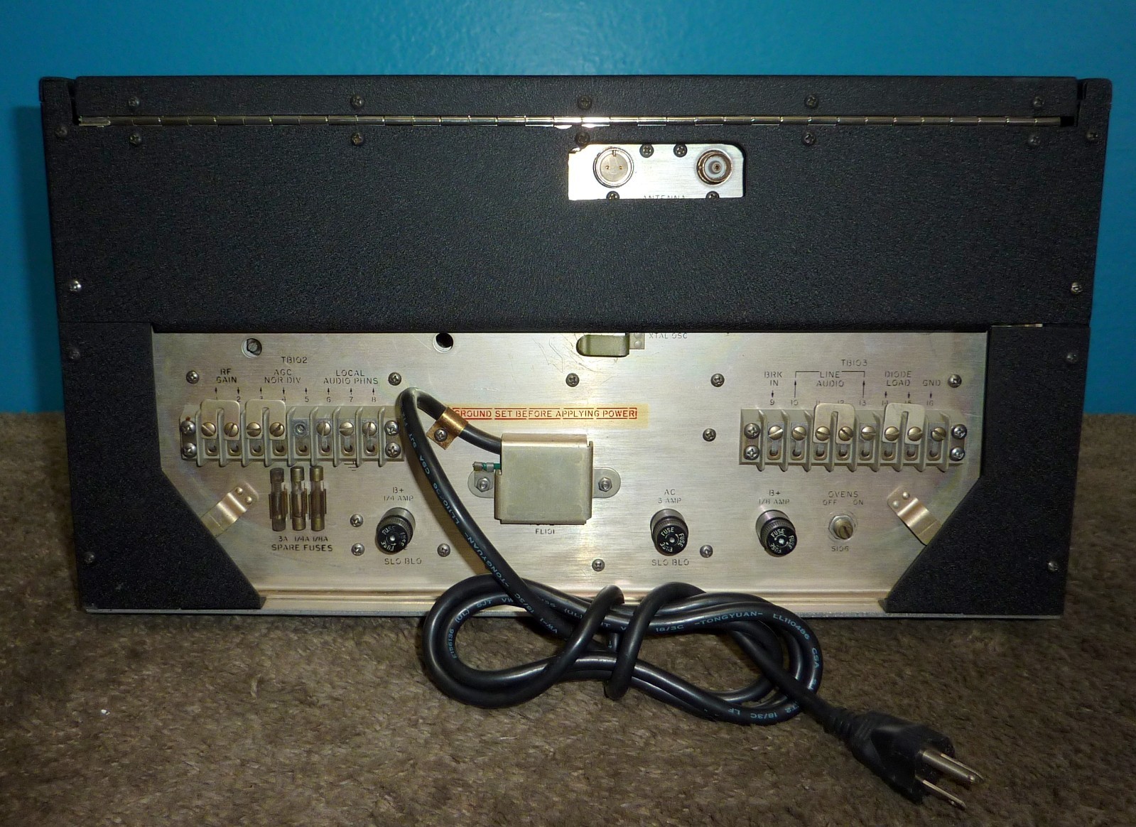 EAC R-390A/URR Radio Receiver Completely Overhauled by W6IRD Excellent Condition