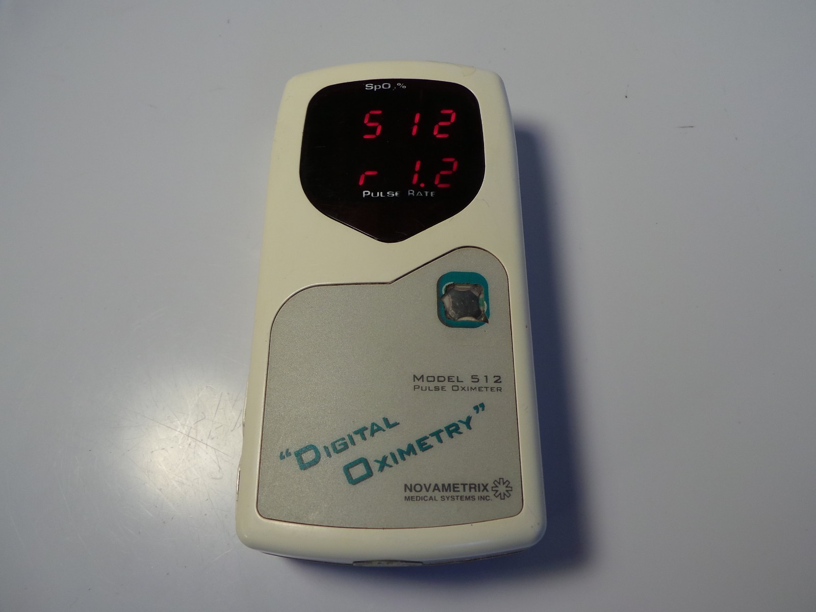 Novametrix Model 512 Digital Pulse Oximeter SPO2 Oximetry