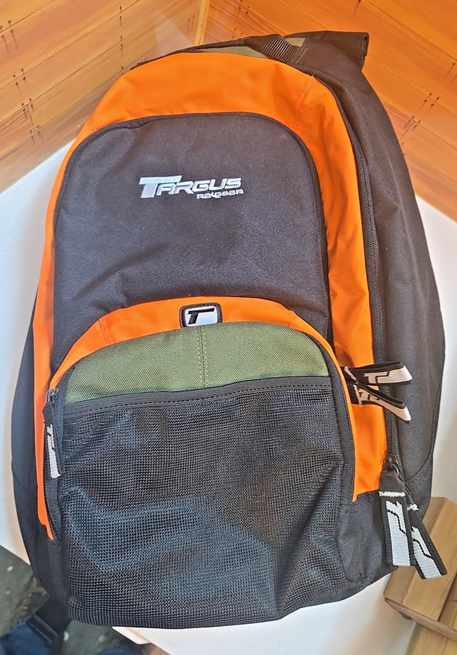 Targus Raqgear Backpack; Model RGK027; Orange/Black