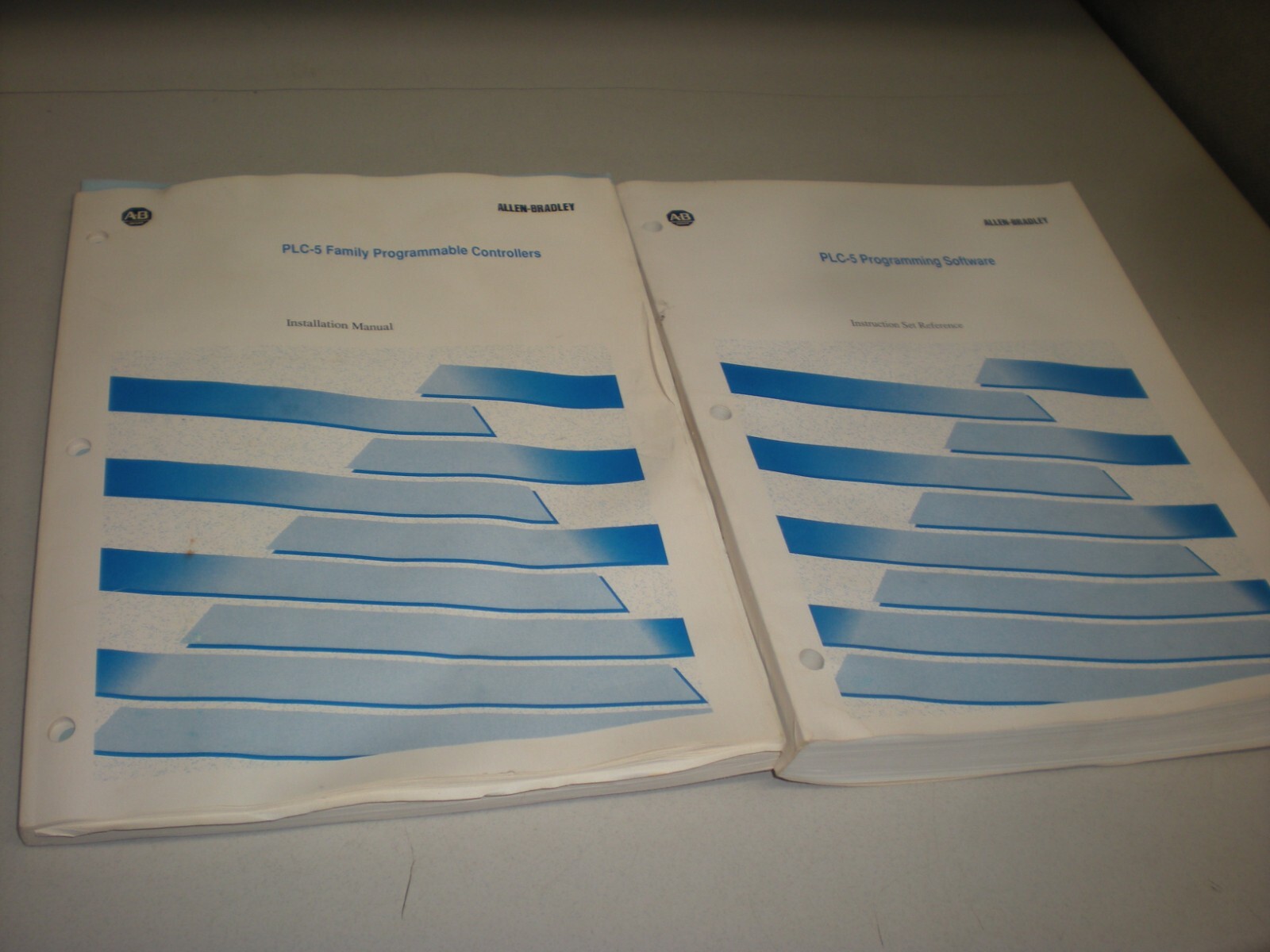Allen Bradley PLC-5 Controllers (955109-76) & Programming (955109-61) Manuals