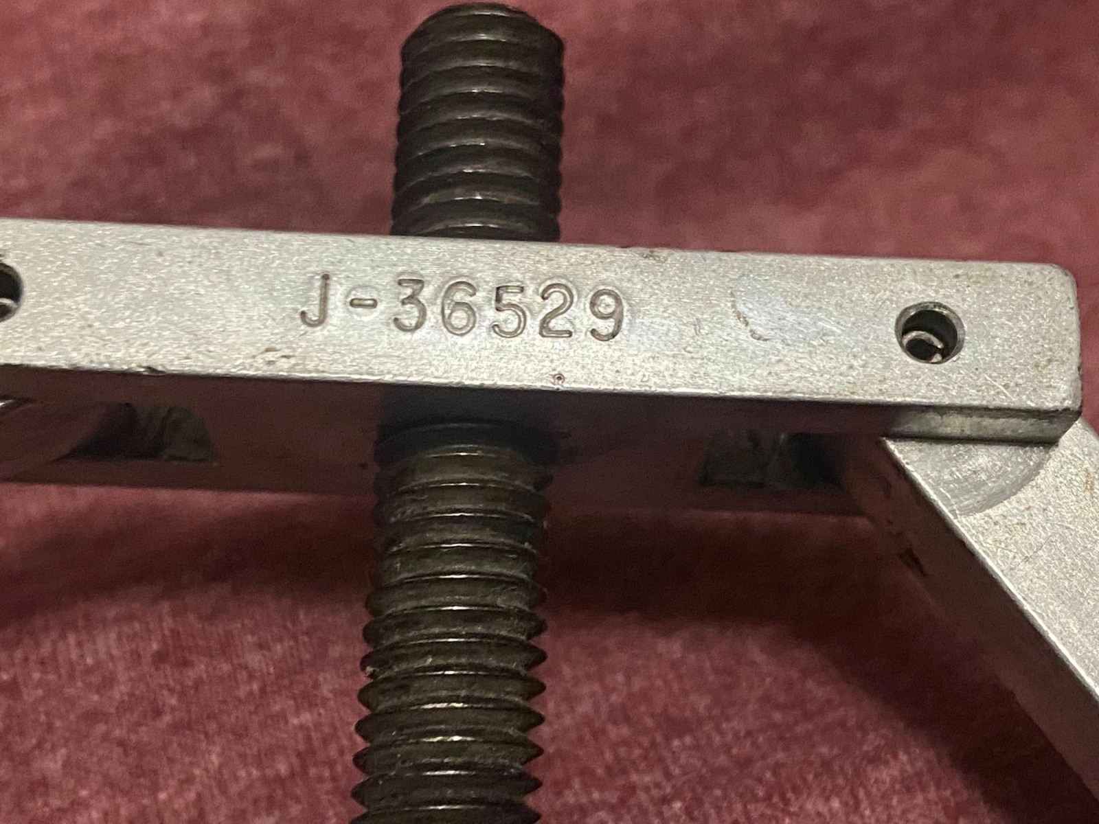 Kent Moore J-36529 Shutter wheel puller SAAB 02-75-123