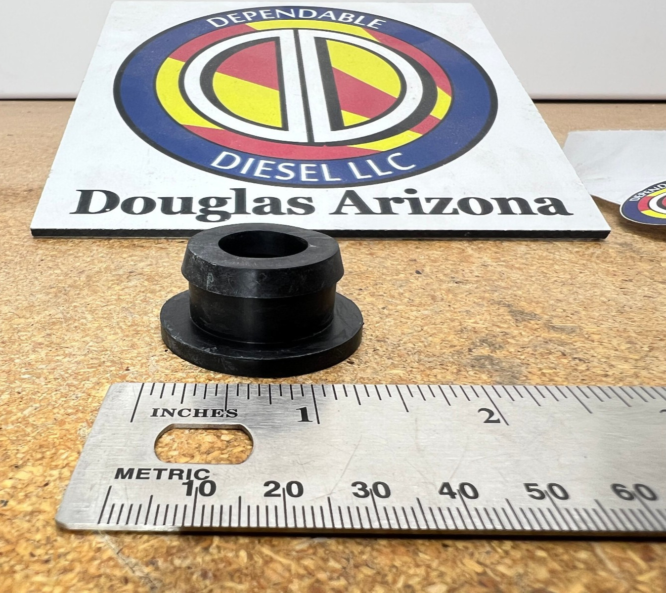 Grommet Rubber Seal for Cummins N14. Qty. 1. PAI# 121178 Ref.# 3042401