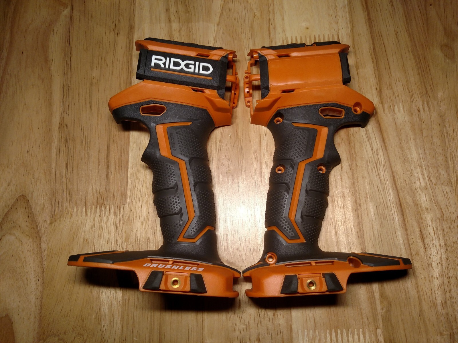 Brand New Genuine RIDGID 203847001 Clamshell Housing - Fits R86037 Impact