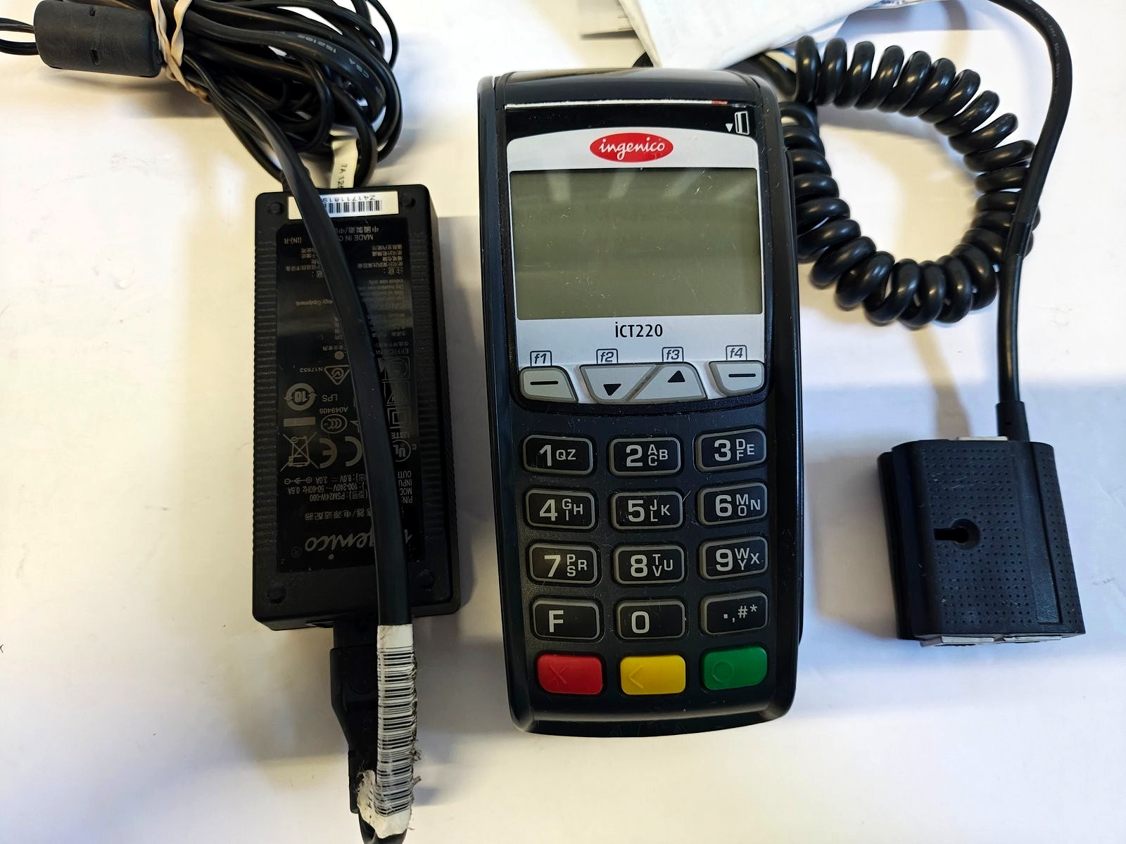 Ingenico iCT220 Credit Card Terminal Payment Machine w/ Cable & Adapter (12A/B1)