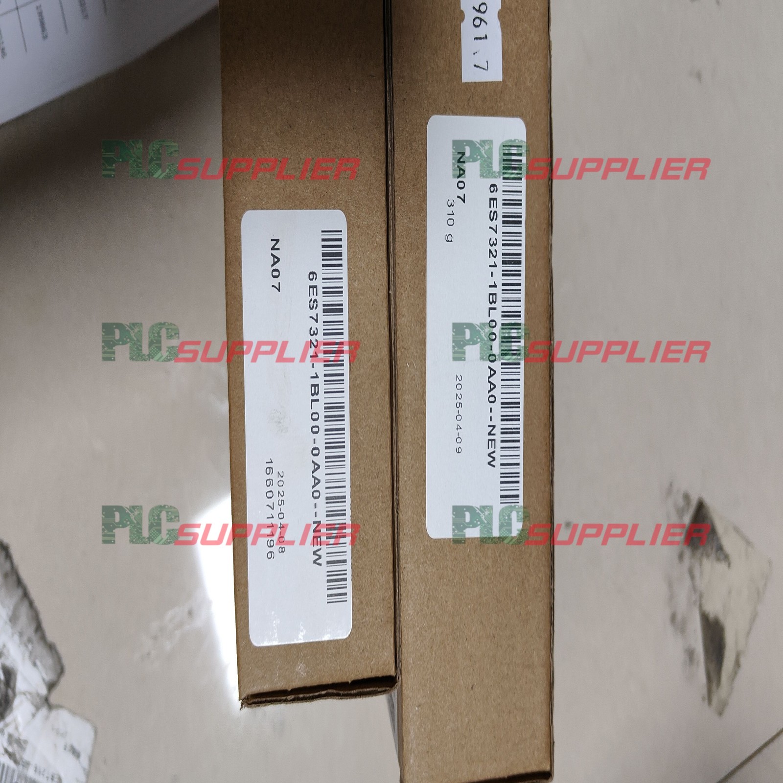 New factory sealed Siemens 6ES7321-1BL00-0AA0 With 1 Year warranty