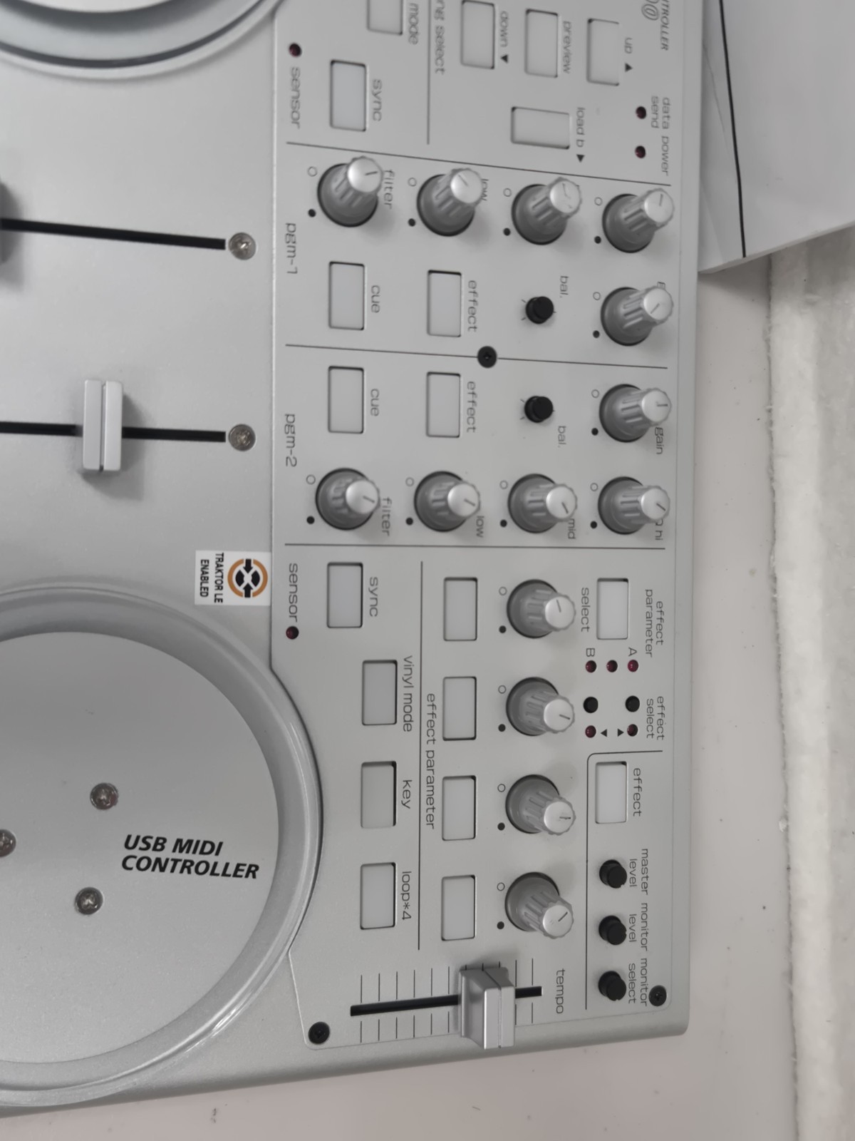 Vestax VCI-100 DJ MIDI Controller Professional Compact Digital Mixer