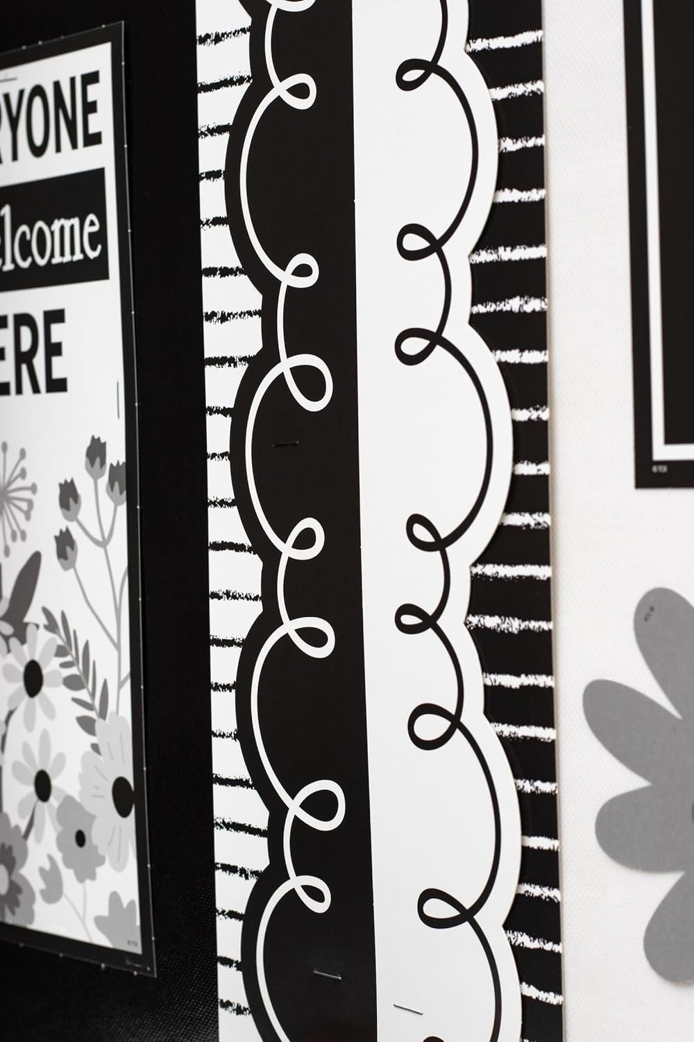Teacher Created Resources Black/White Squiggles Border Trim - 50ft