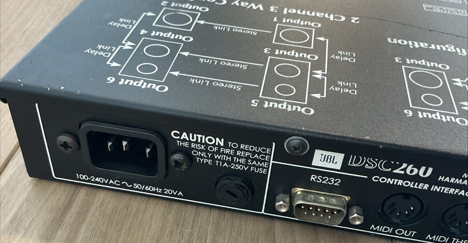 JBL DSC260 Digital System Controller
