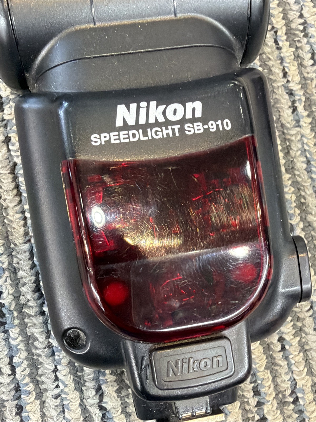 Nikon Speedlight SB-910 Black Shoe Mount Digital Camera Flash