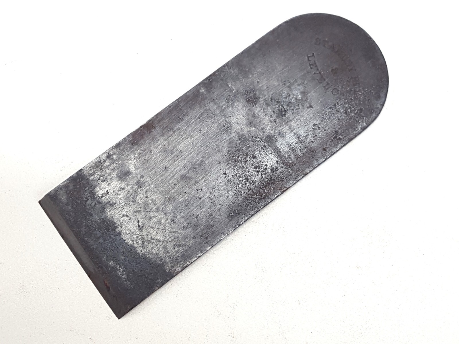 2136 Stanley No. 102 Iron, Early "J" Trademark