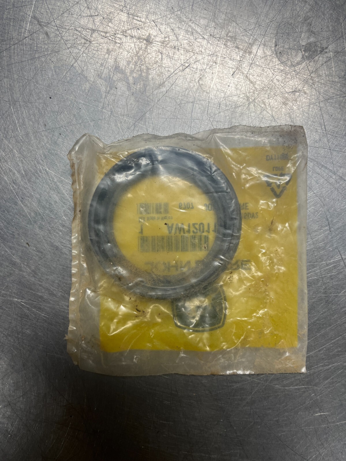 AW12011 OEM John Deere SEAL