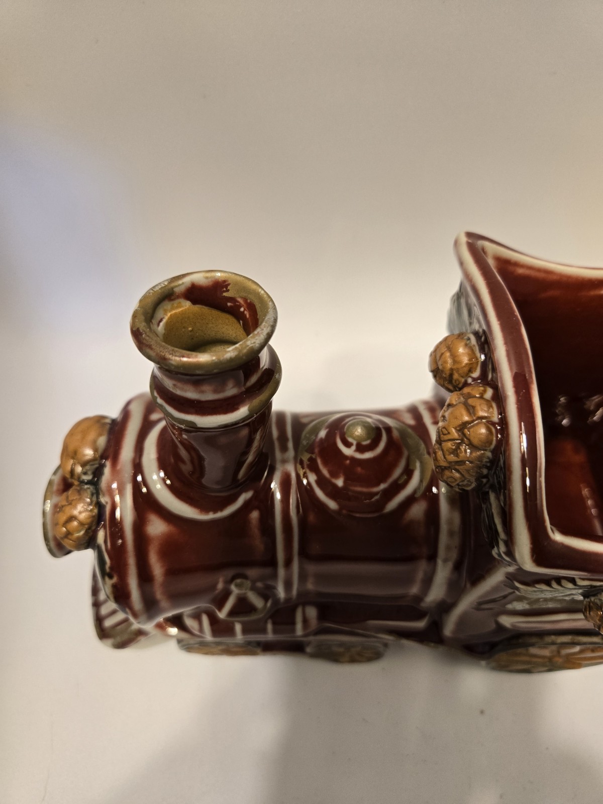 VNT 1957 Burgandy Steam Locomotive Holiday Ceramic Hand Painted Planter