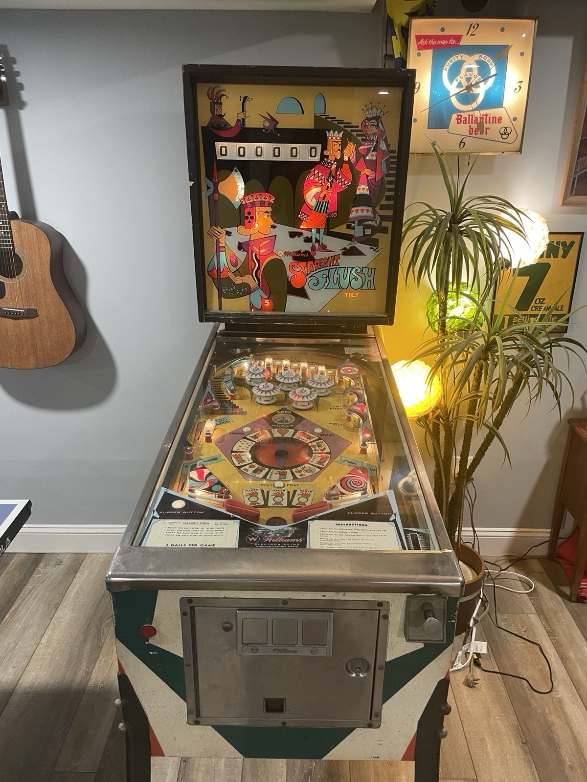 1970 Straight Flush Pinball Machine
