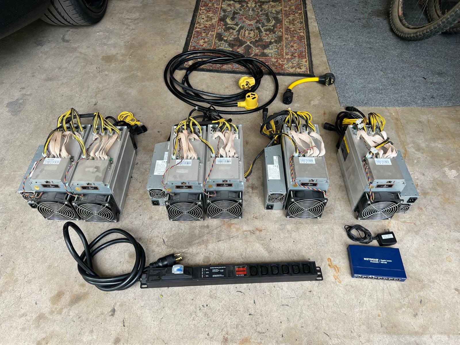 (6) COUNT -  Antminer L3+ 504 Mh/s 800w Miners READ DESCRIPTION