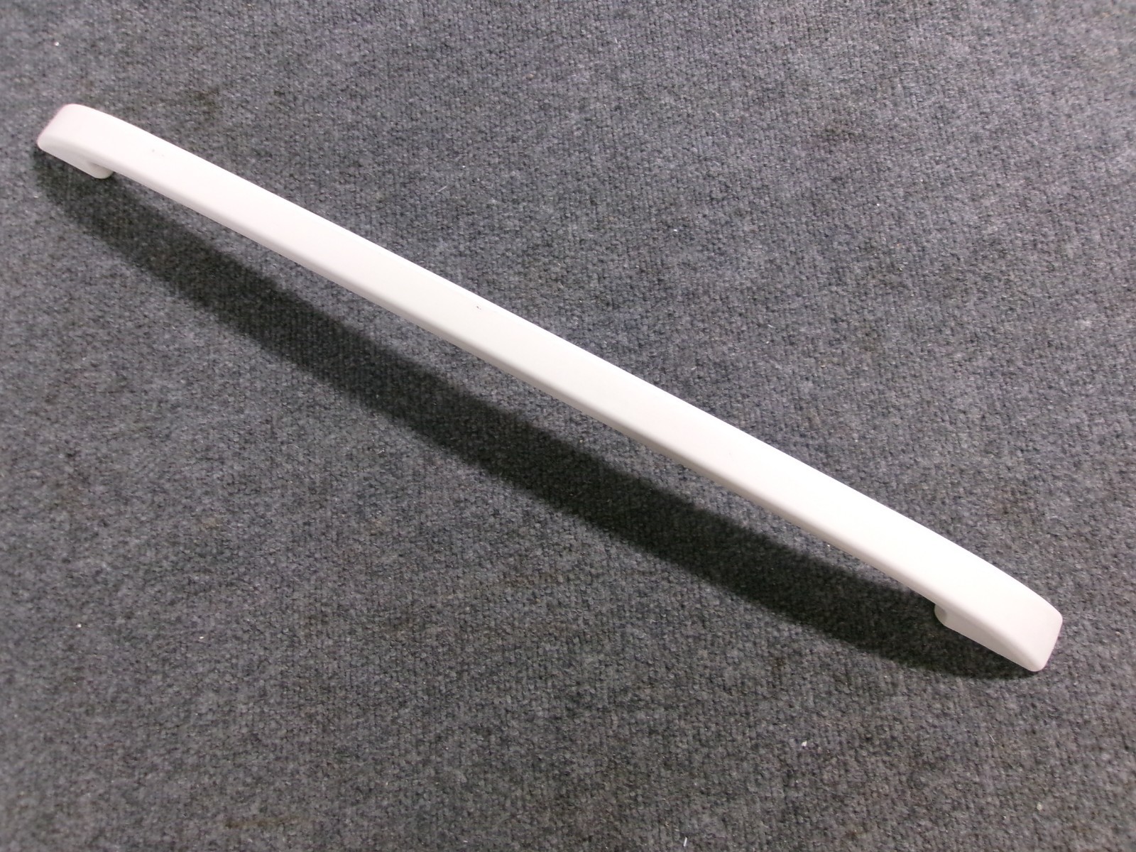 WB15T10036  GE Range Oven Door Handle - Bisque