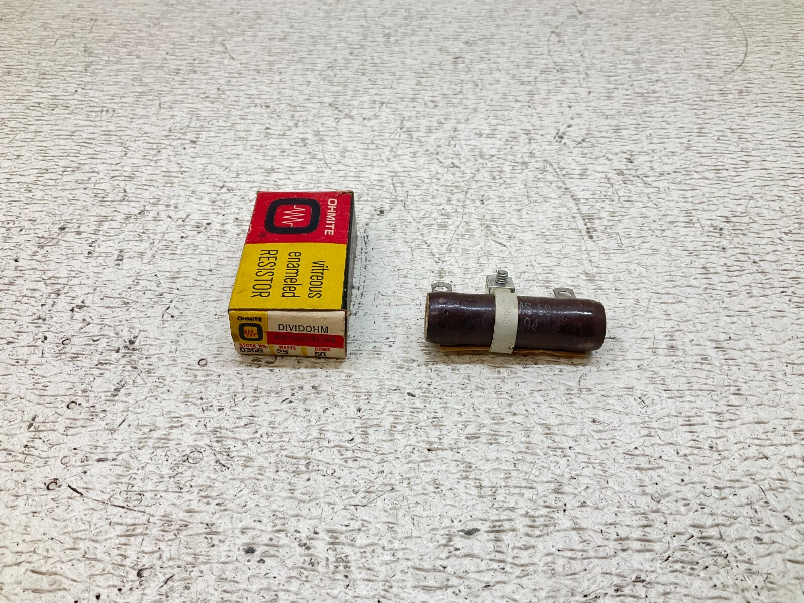 Ohmite 0366 Resistor 25 Watt 50 Ohm New (TB)