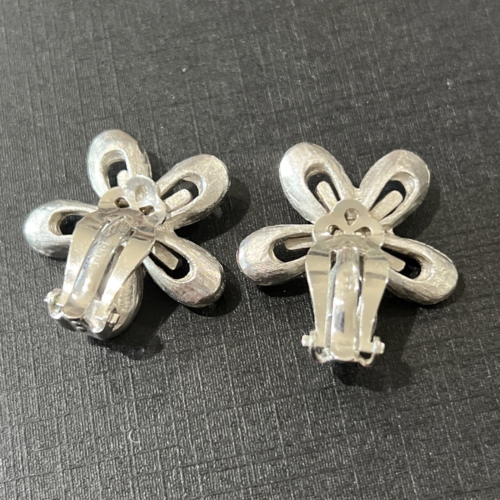 Vintage Pell Earrings