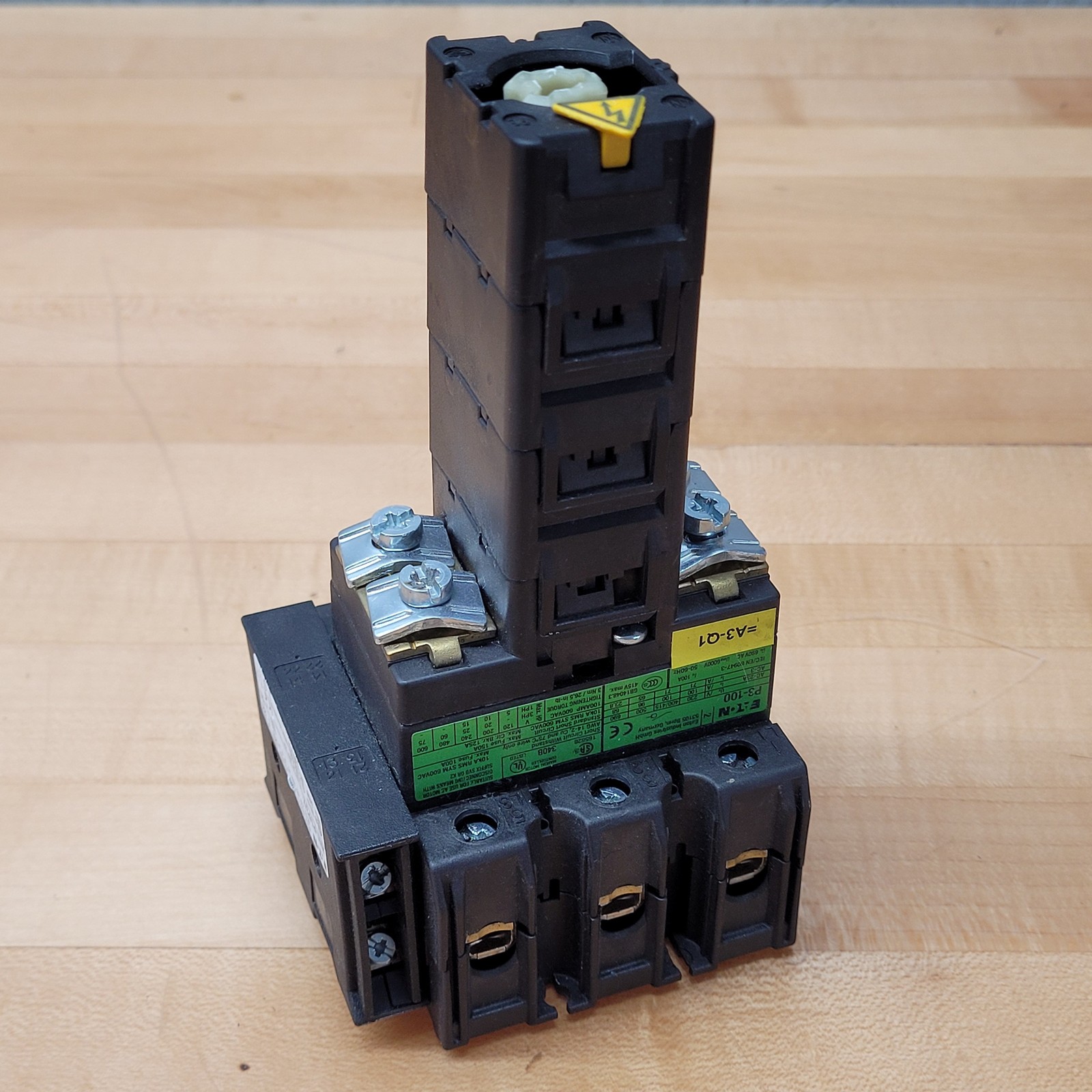 Eaton P3-100 Disconnect Switch, 600VAC, 100A, 10kA, W/ Attachments - USED
