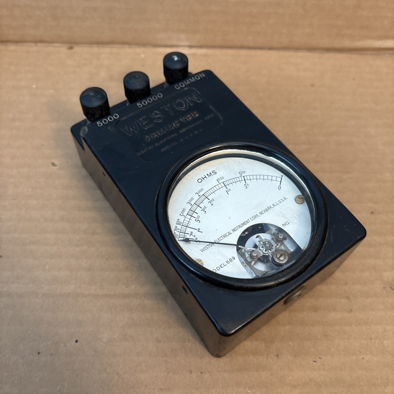 Vintage Weston 687 Output Voltmeter Ohmmeter Meter