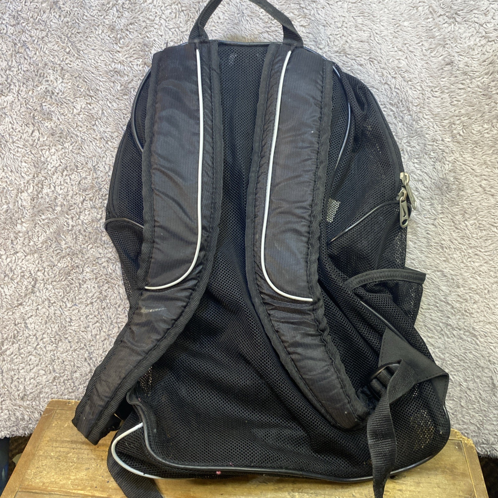 NIKE Vintage Mesh Backpack Y2K Black Book Bag Gym Outdoor Swoosh Vintage