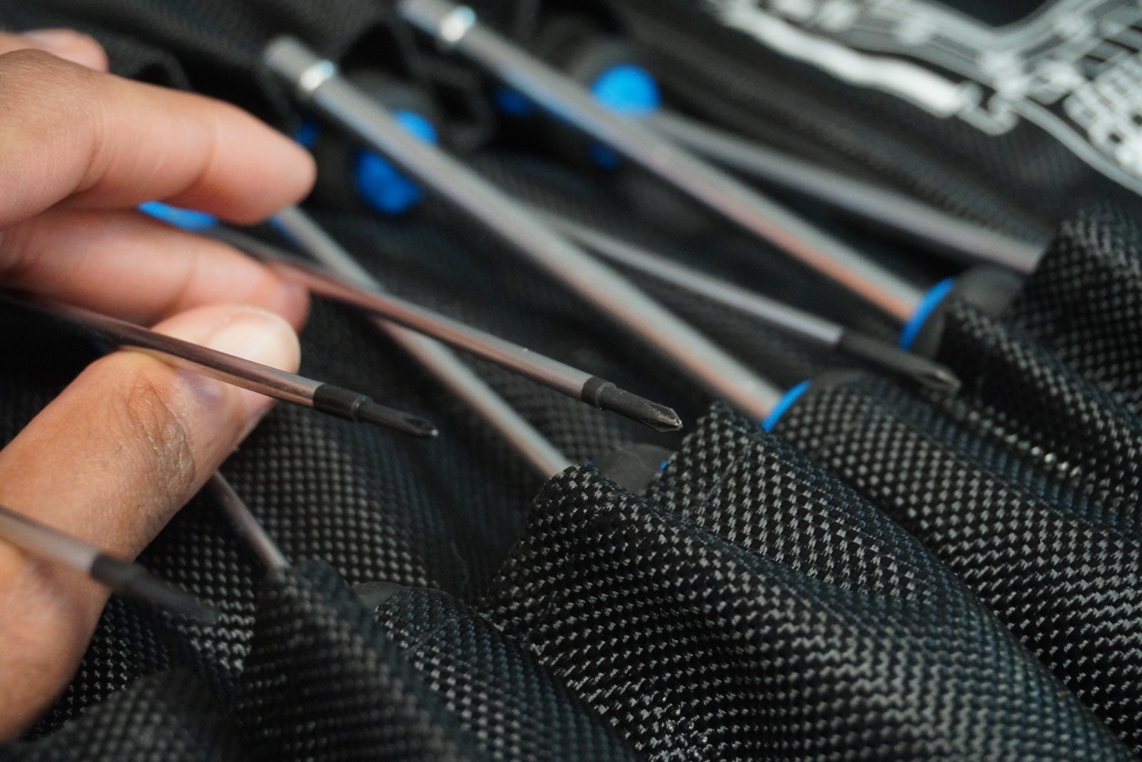 GamersNexus Tear-Down Toolkit for PC Building & Maintenance - 10 Tools