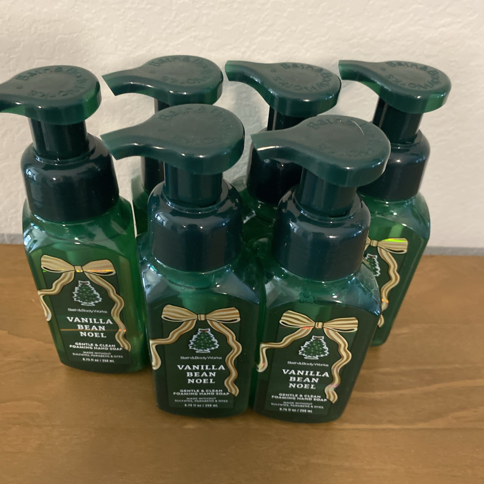 6X ~ Bath & Body Works ~ VANILLA BEAN NOEL ~ Gentle Foaming Hand Soap