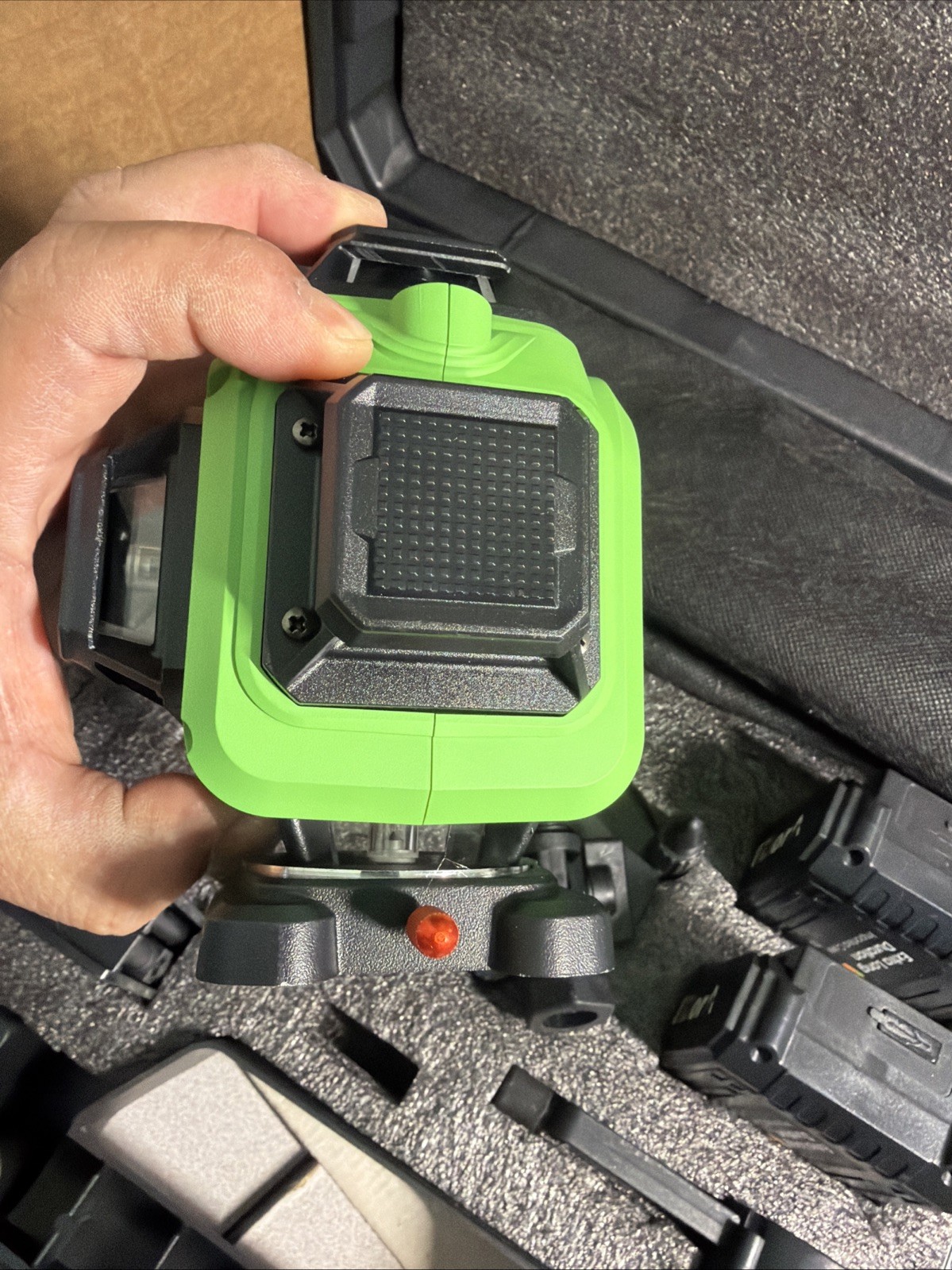 Laser Level with Tripod, 4x360° Self Leveling ±4° Laser Level, Remote Control