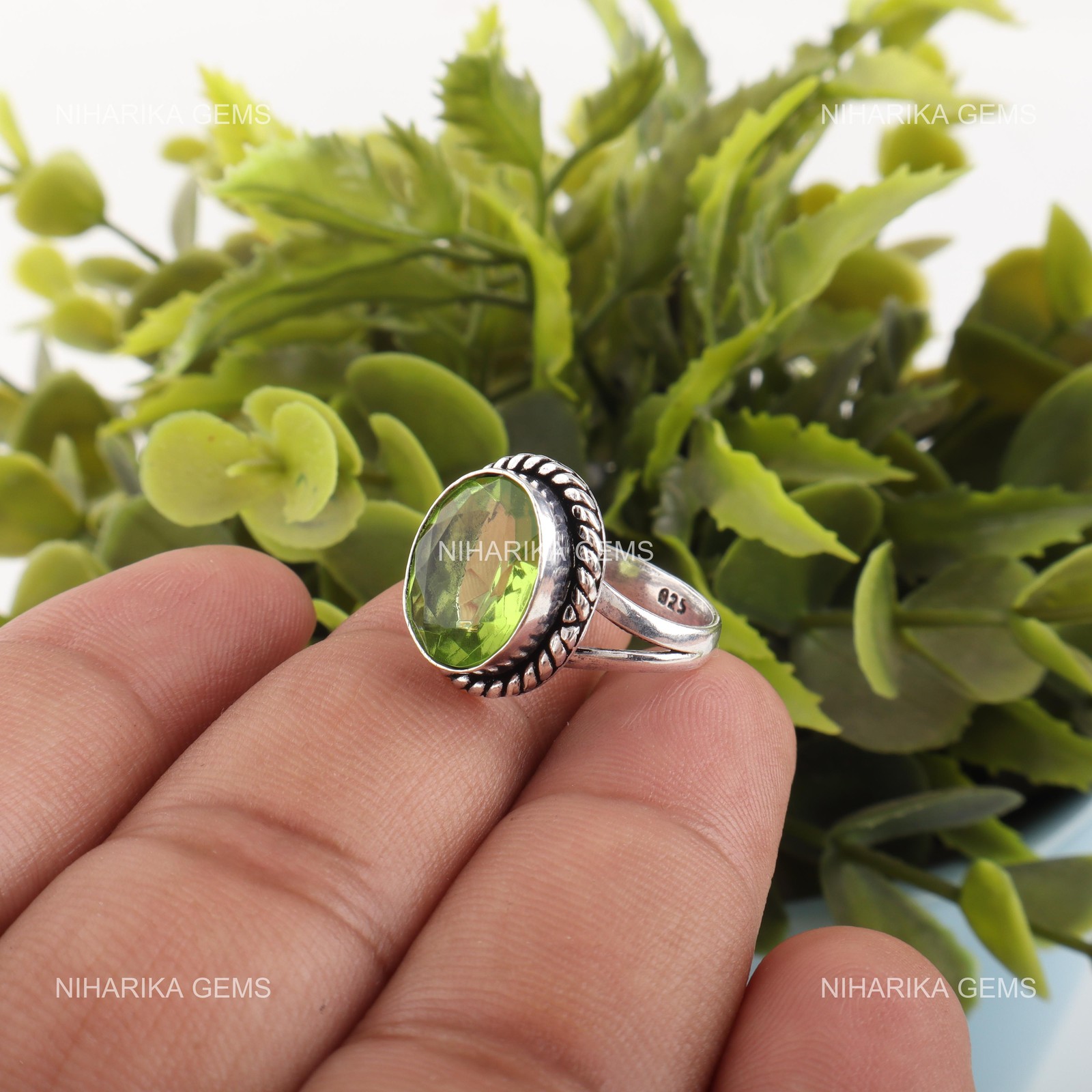 Oval Peridot Stone 925 Silver August Birthday Solitaire Engagement Mother Ring