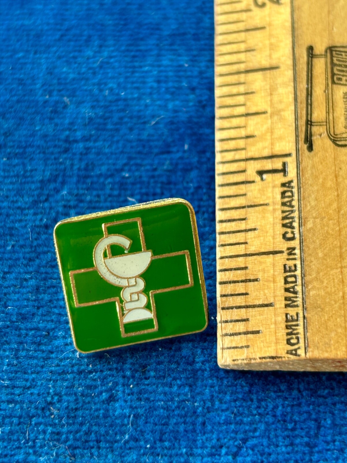 Ordre des Pharmaciens du Quebec OPQ Logo Pharmacist Lapel Pin