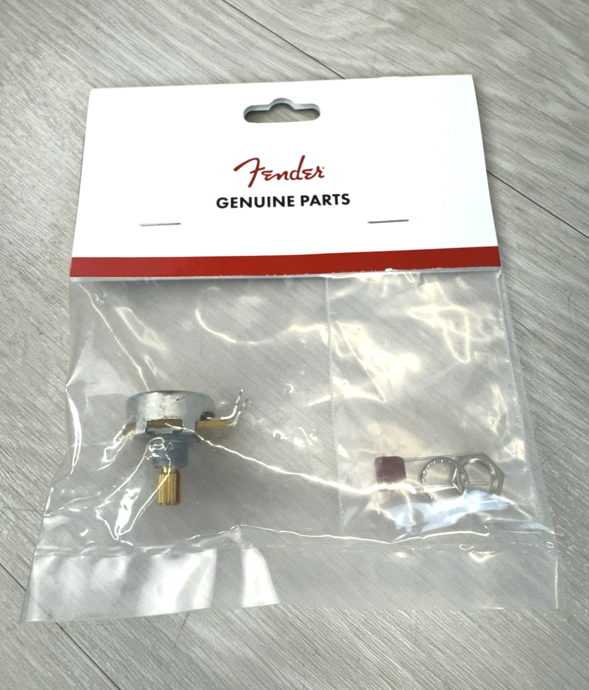 GENUINE FENDER 250K Split Shaft Control 099-0830-000 Hardware New