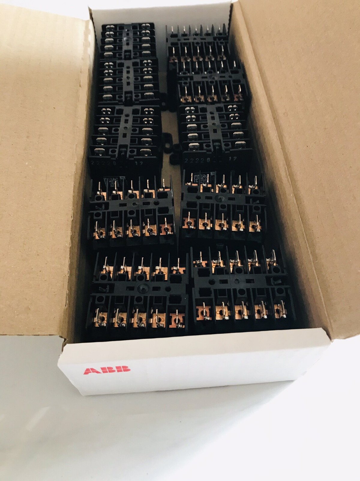 New In Box ABB IEC/EN60947-4-1 Contactor