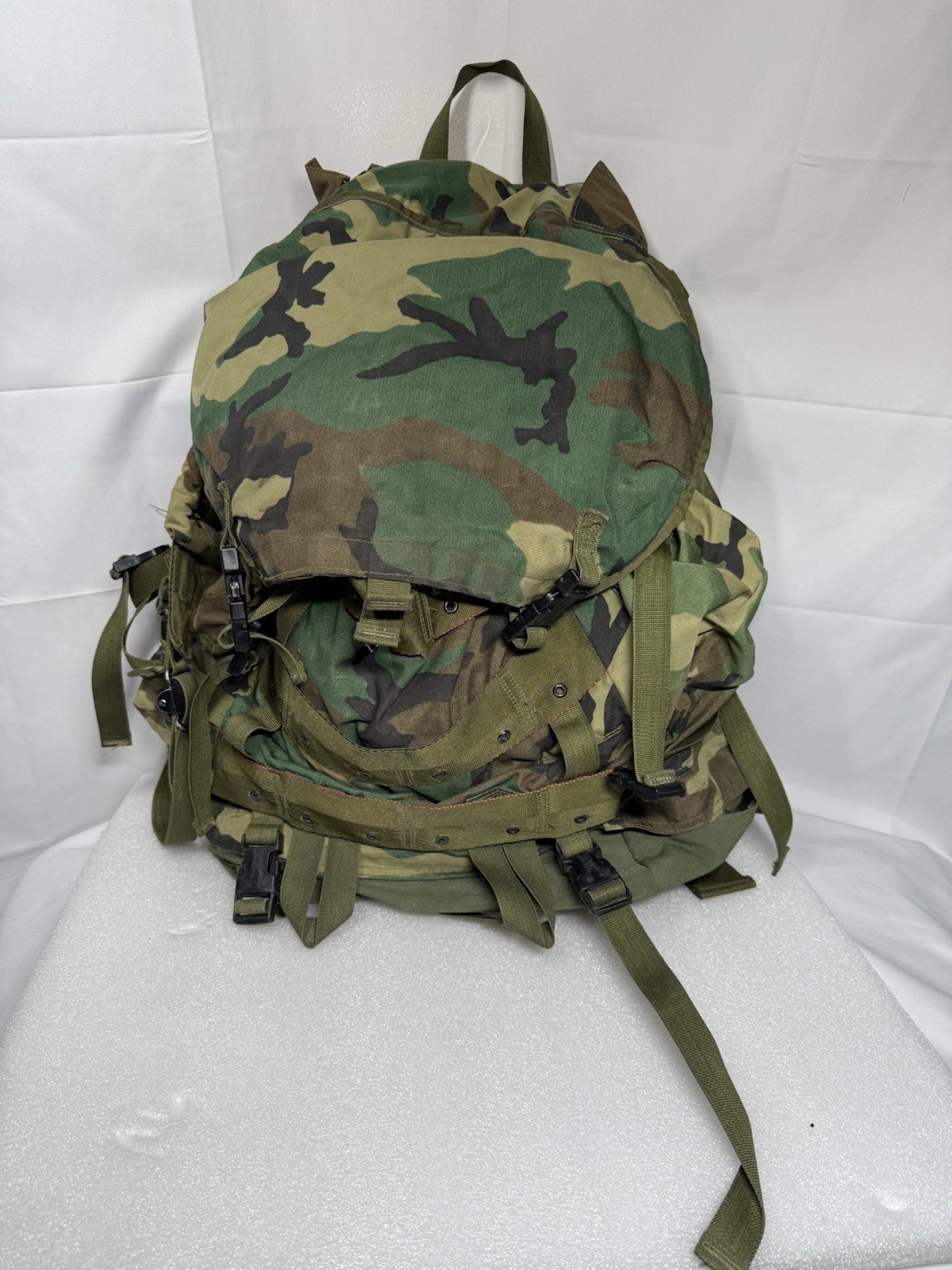 Military Field Pack Large Woodland Camouflage Internal Frame Specialty Defense