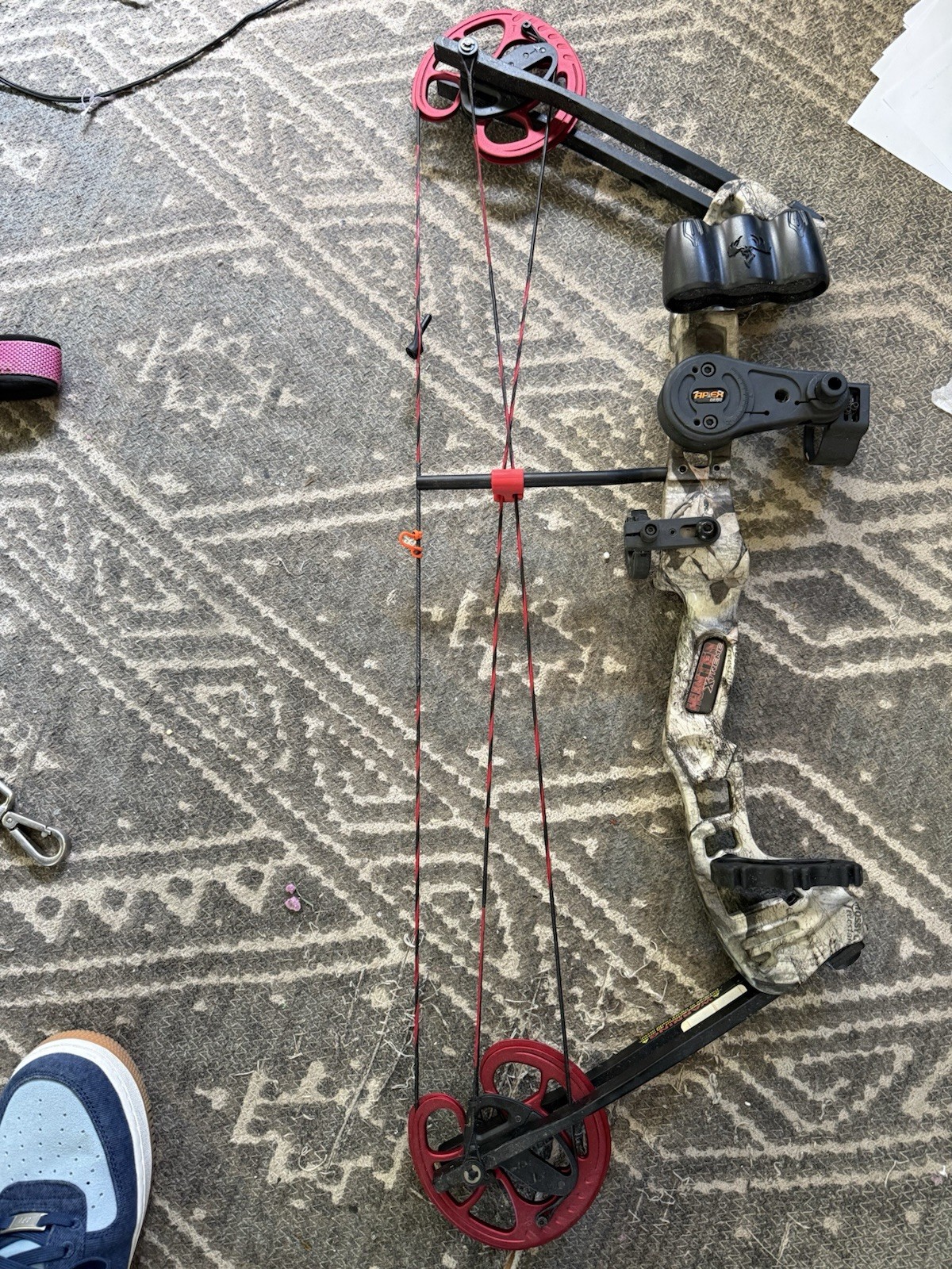 Barnett Hunter Xtreme 41-62lb Weight 26"-30" Draw Length Compound Bow RH