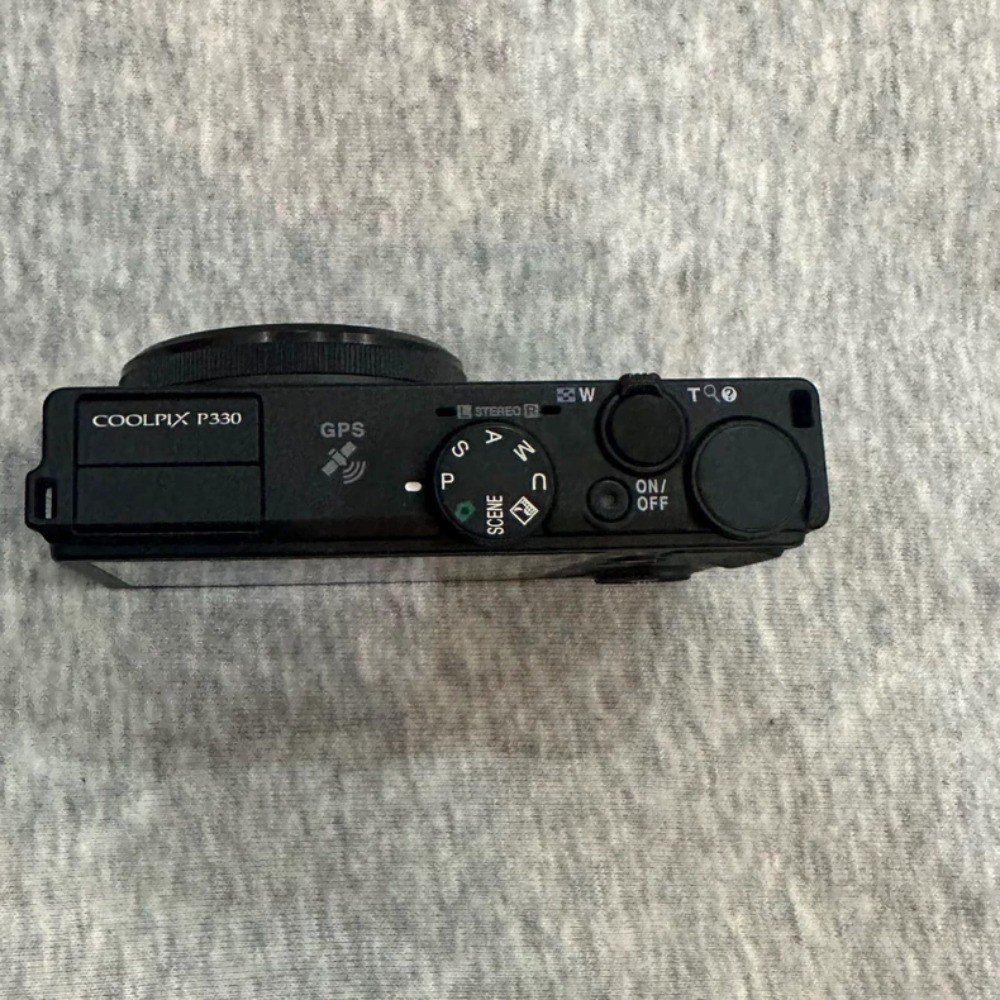 Nikon Coolpix P330 Digital Camera 12.2 MP 5x Optical Zoom