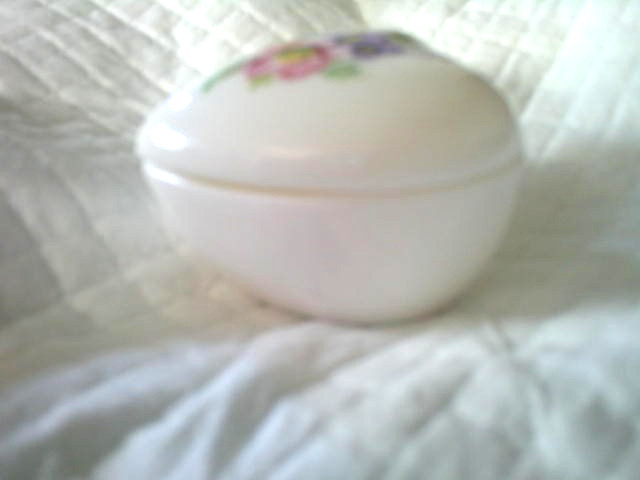 A Beautiful, Small Trinket Box ( please read )