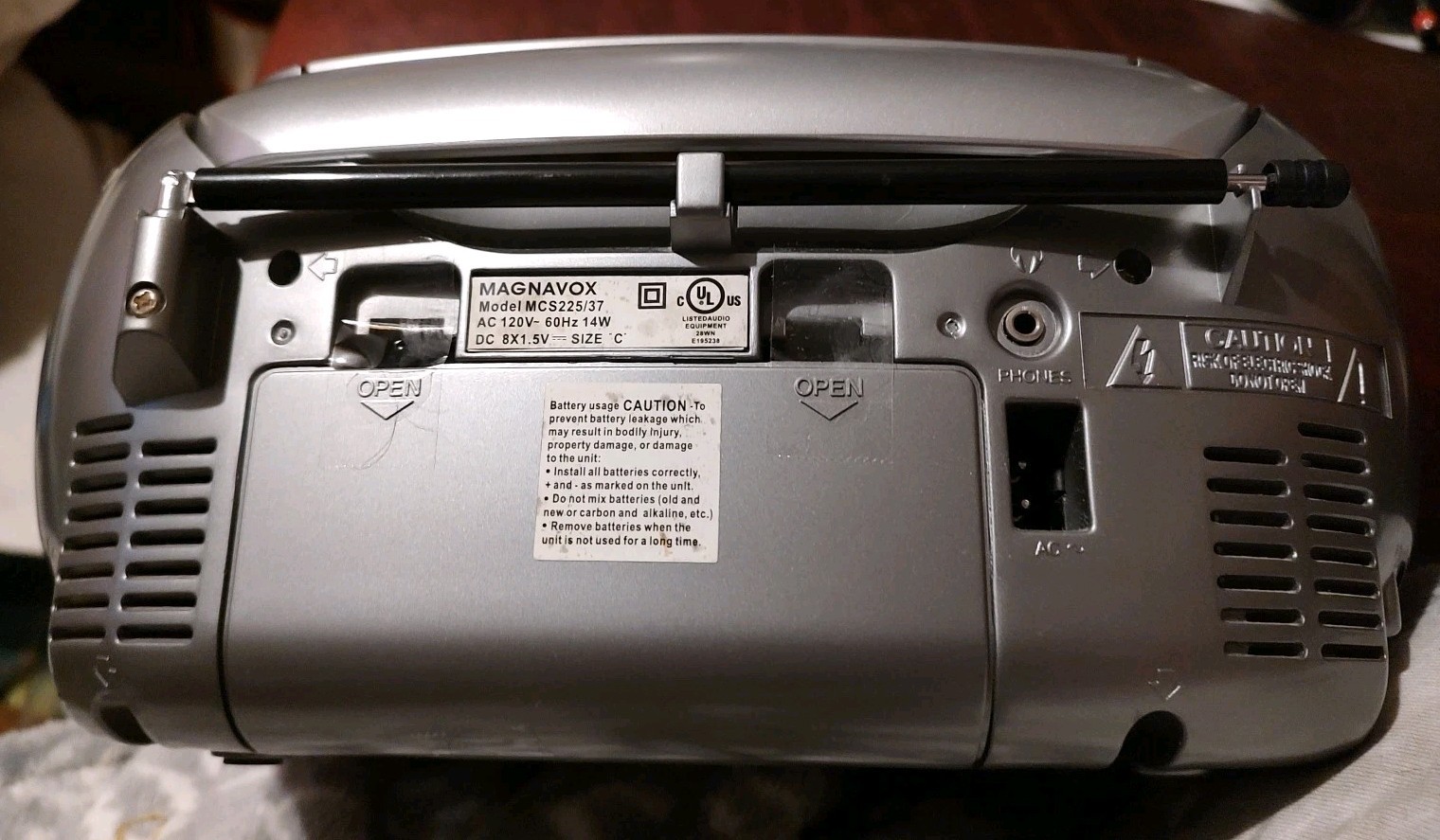 Magnavox MCS225 CD Player Radio Cassette Recorder