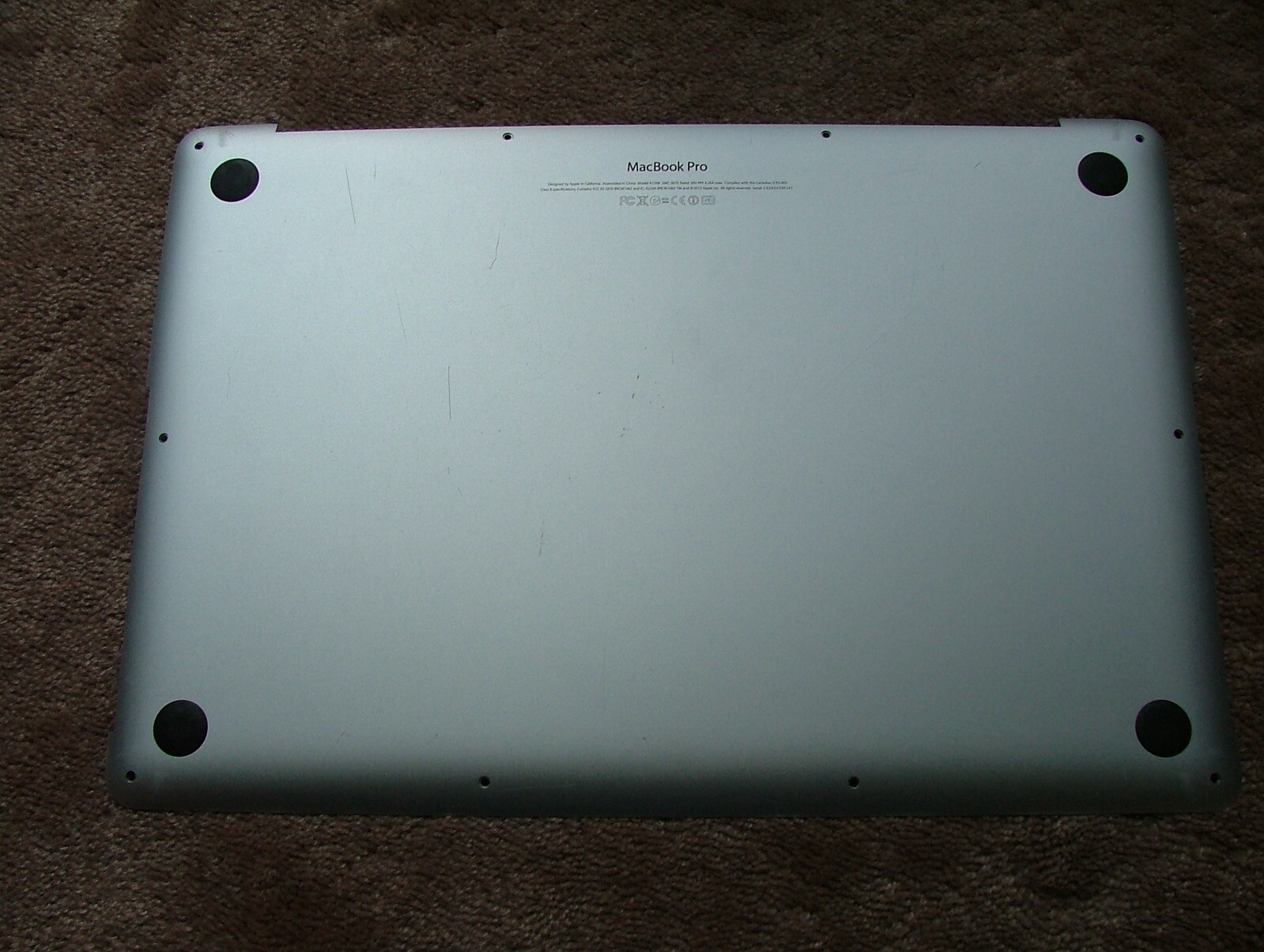 Apple 15” Macbook Pro A1398 Bottom Grade B or Better