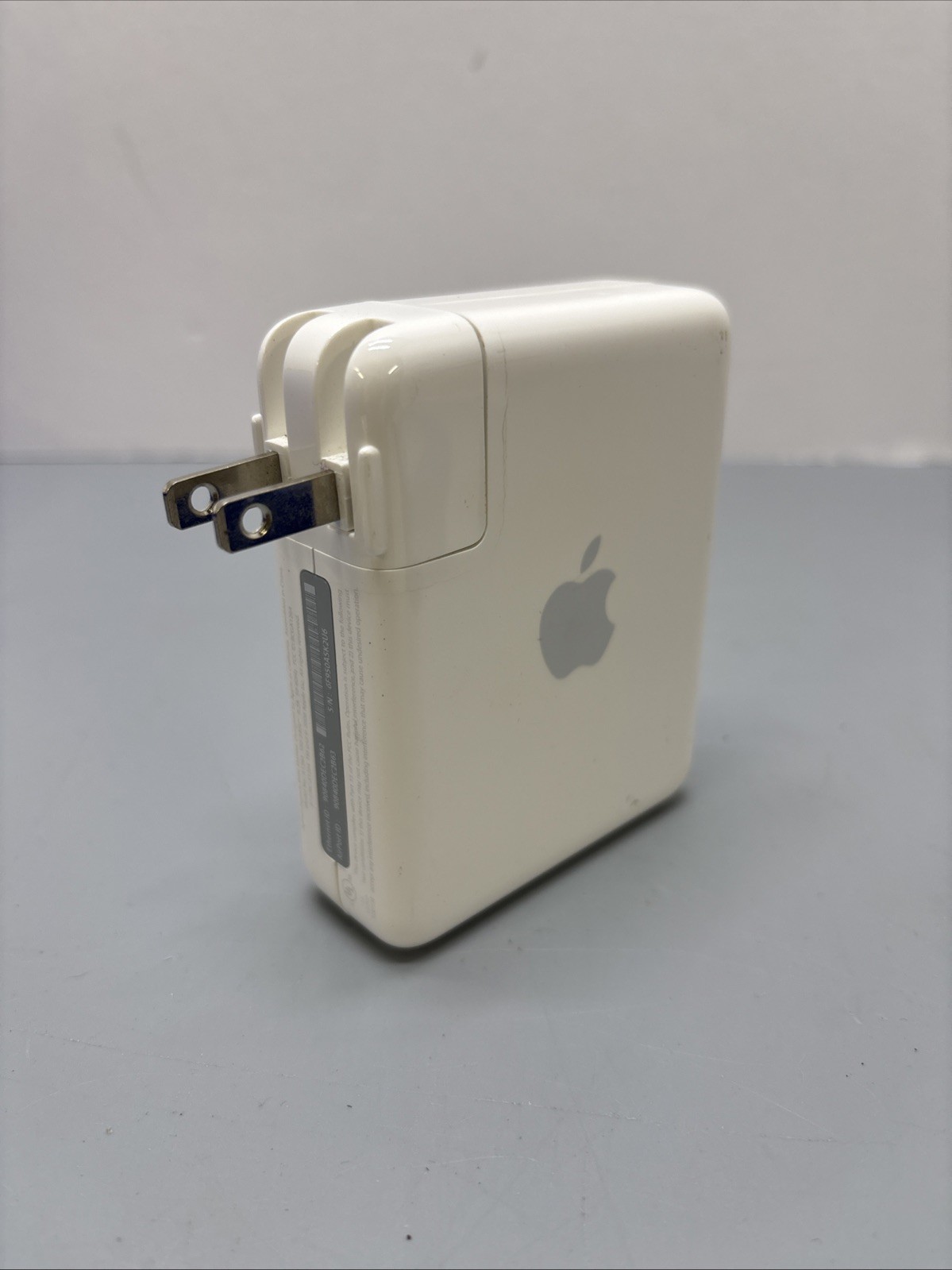 Apple Airport Express A1264 54 Mbps 10/100 Wireless Router (MB321LL/A)