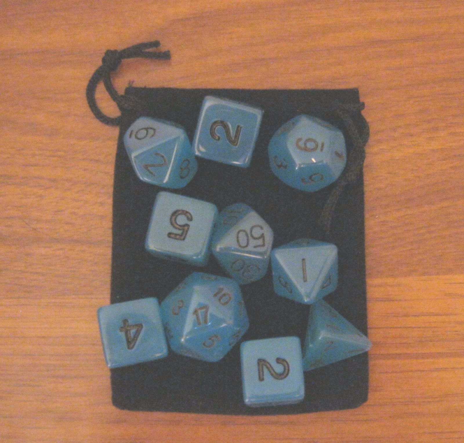 New 16mm GLOW-IN-THE-DARK BLUE rpg d&d Dice Set 7+3d6=10 polyhedral die plus bag
