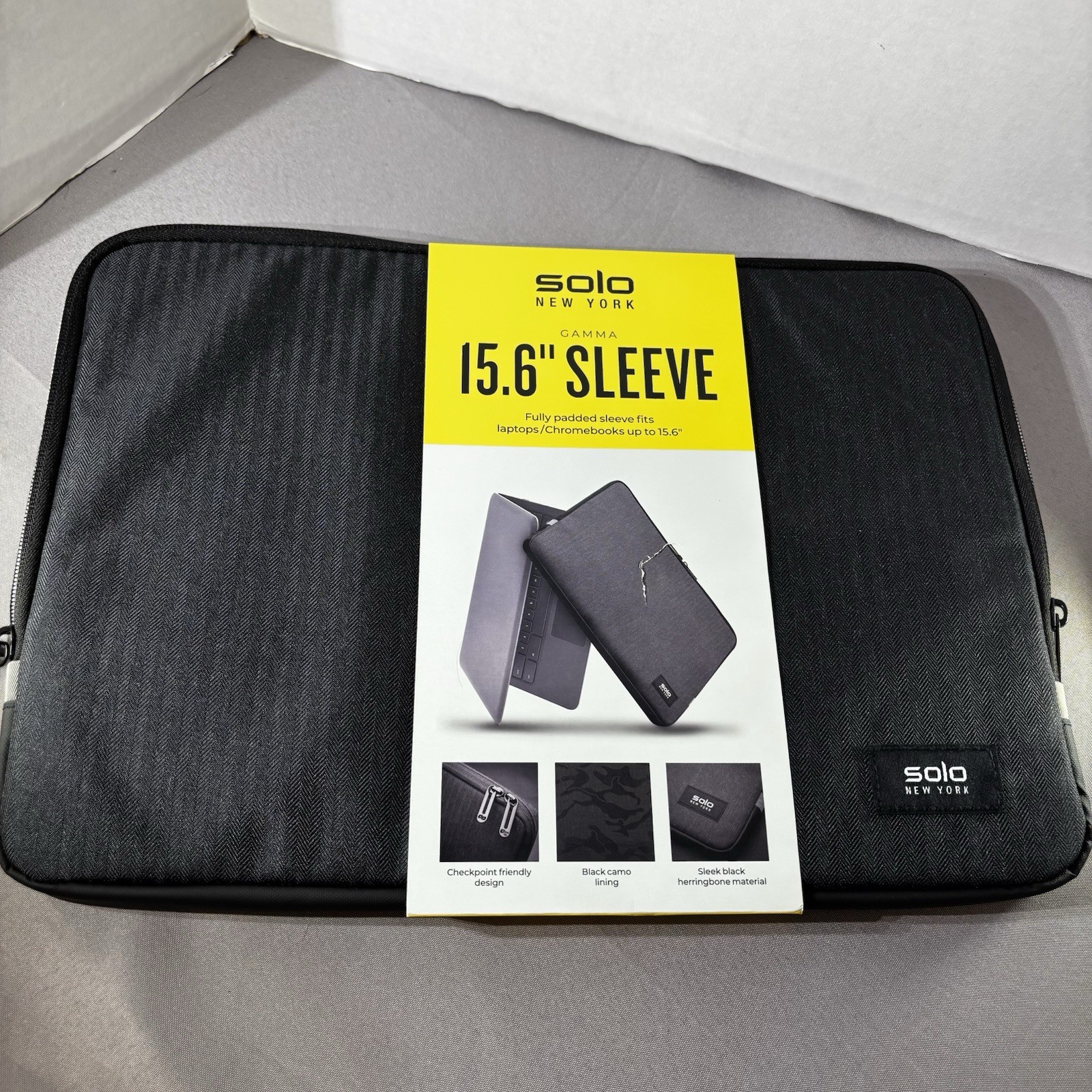 Solo 15.6" Sleeve – Airport Friendly Chromebook & Laptop Travel Case