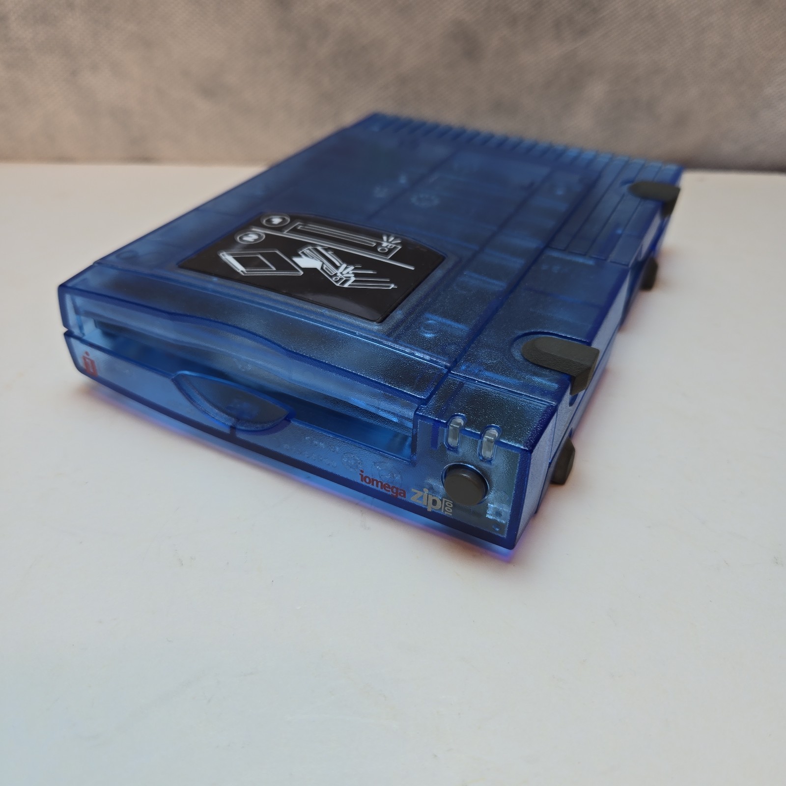 IOMEGA 100 Zip Drive  Untested NO CORDS