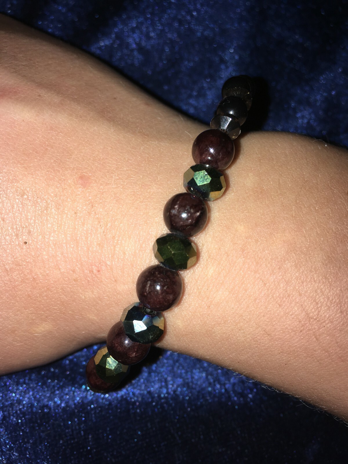 Unsigned Design Handmade Artisan Stone & Diamante Bead Stretch Bracelet