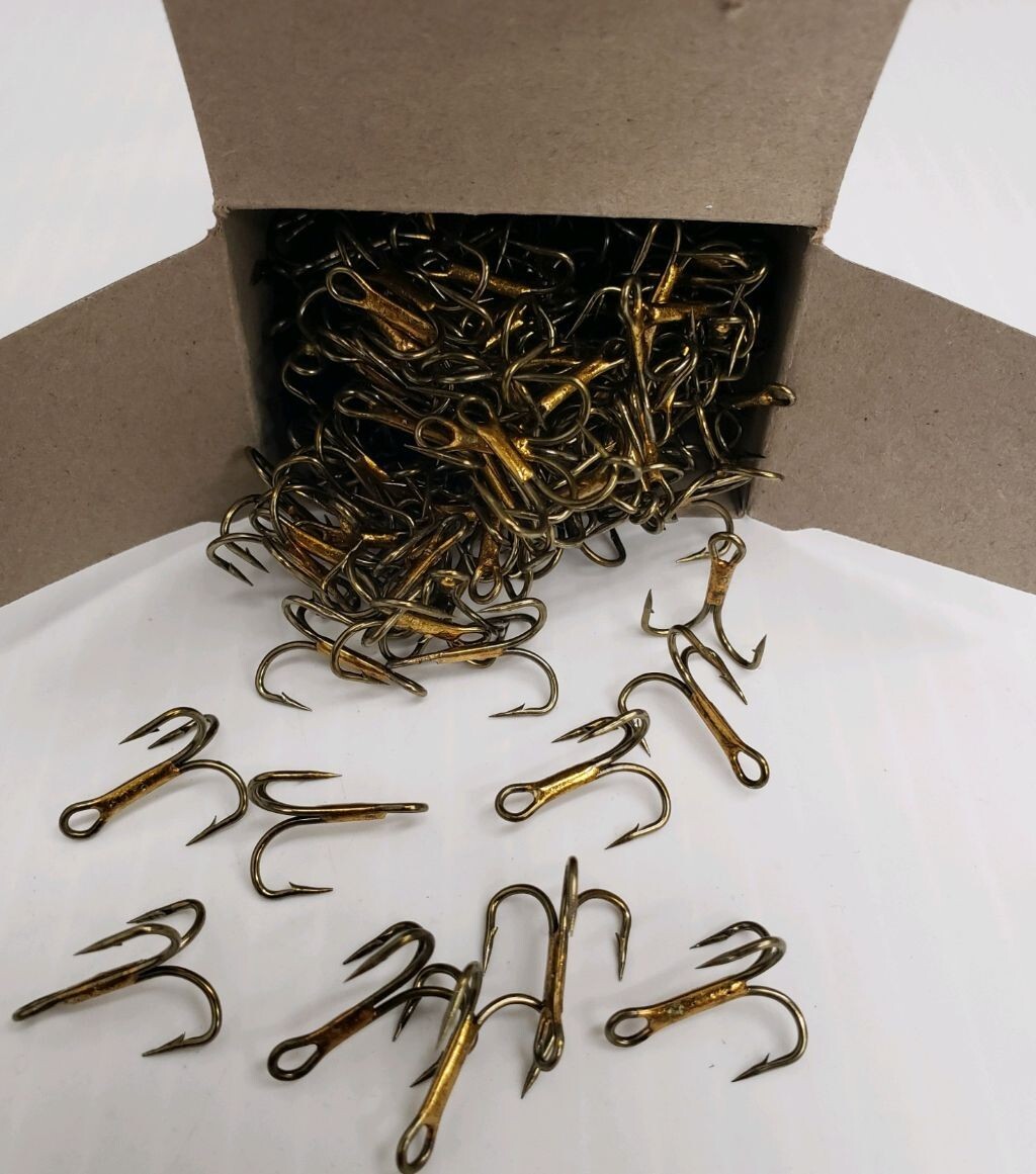 144 count, BRONZE TREBLE HOOKS, SIZE  #4  Quality Hooks, Danielson 144 pcs. BULK