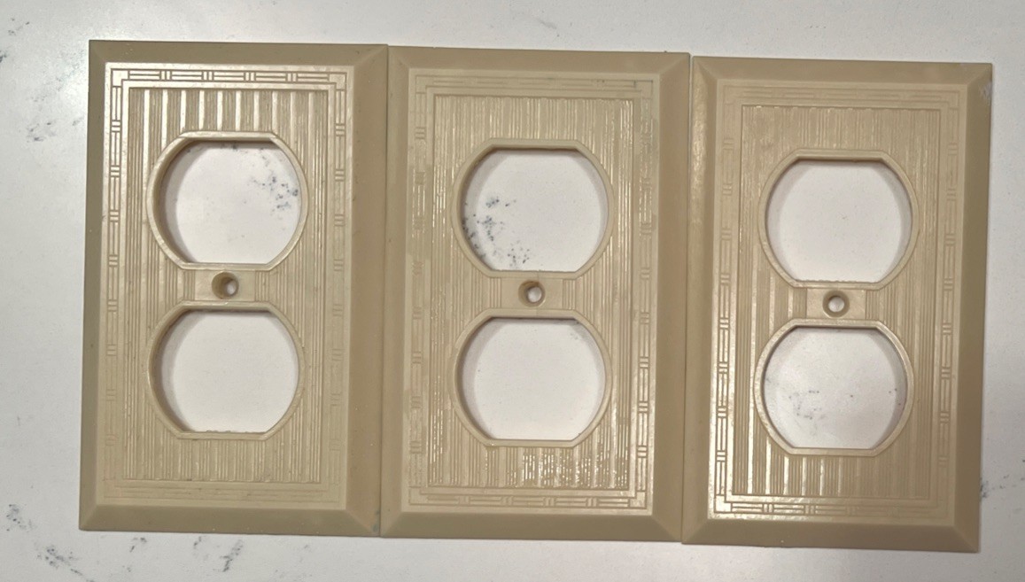 Lot of 3 VTG Meriline Outlet Covers Ivory Mid-Century General Electric USA