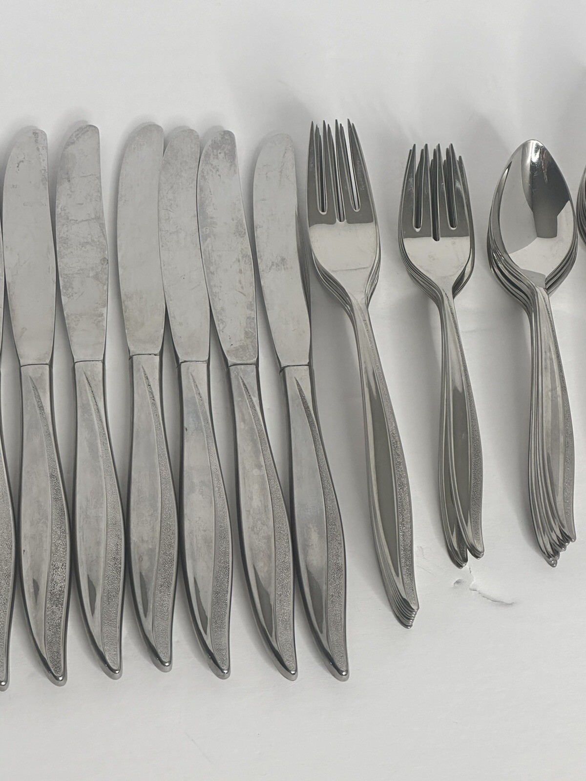 Vtg Oneidacraft Stainless Textura 40 pcs 8 5pc Place Settings 2 Serving Spoons