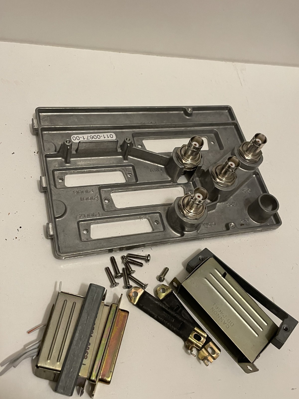 Garmin 530 Back Plate 011-00671-00 with partial hardware