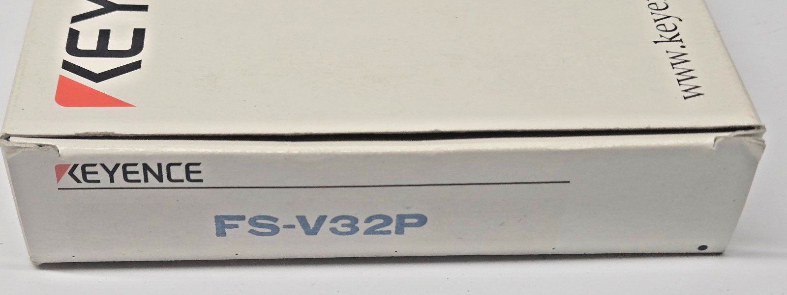 Keyence FS-V32P Fiber Optic Sensor Amplifier NEW