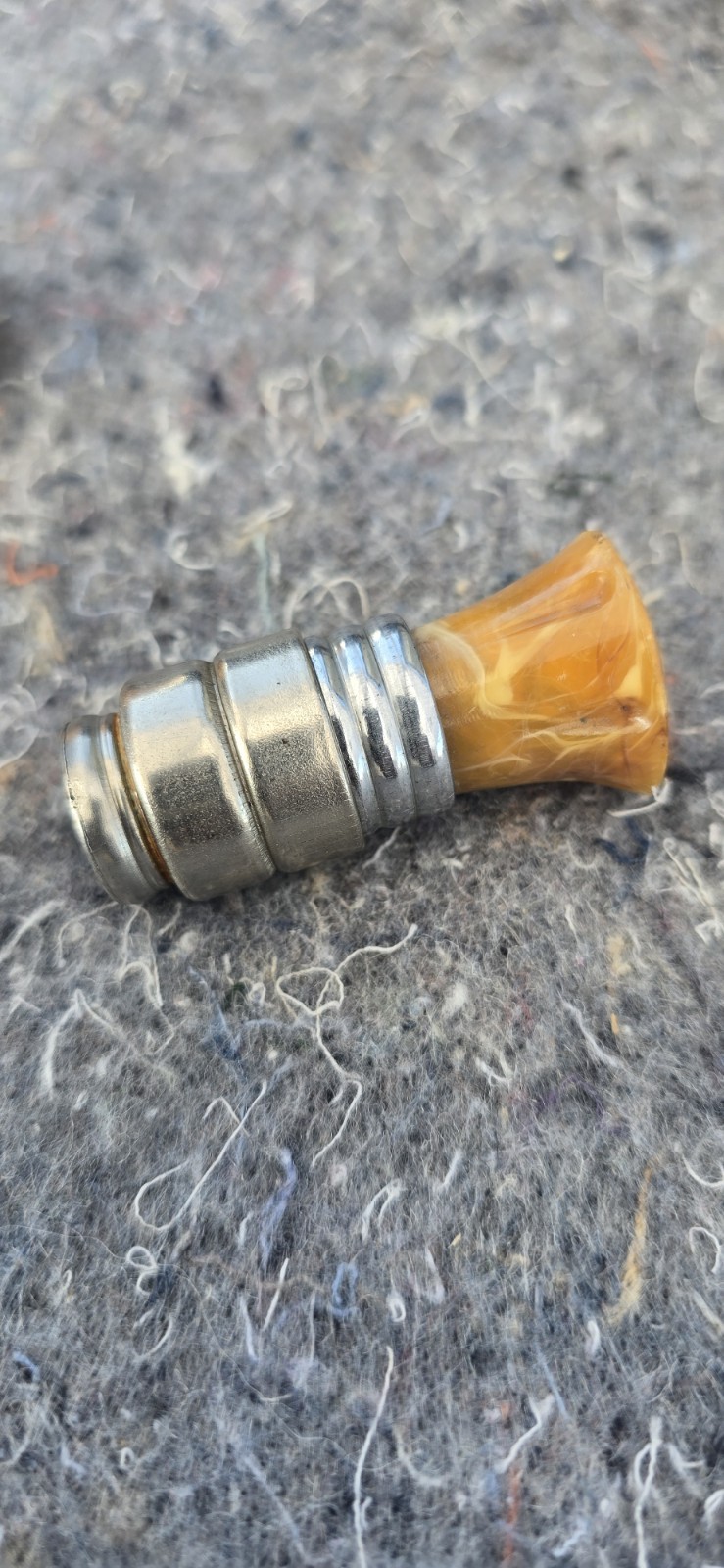 VINTAGE AMBER MARBELIZED CIGARETTE LIGHTER